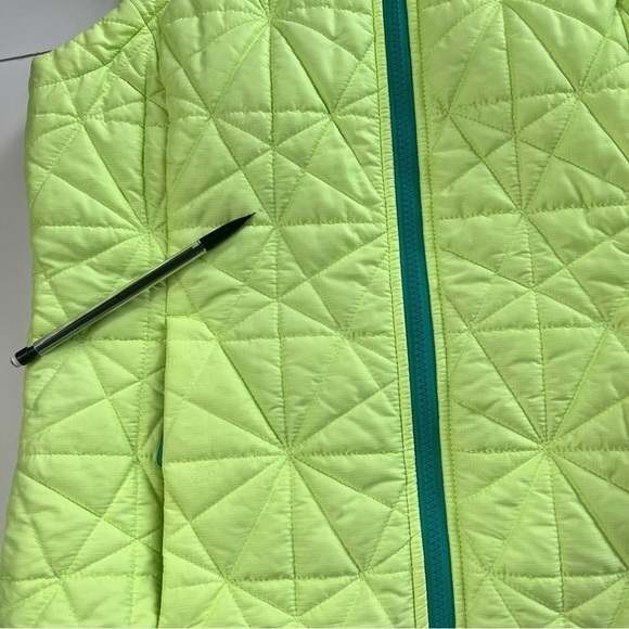 THE NORTH FACE Women's Quilted Puffer Vest Yellow Green Turquoise Sz XS - Picture 15 of 16